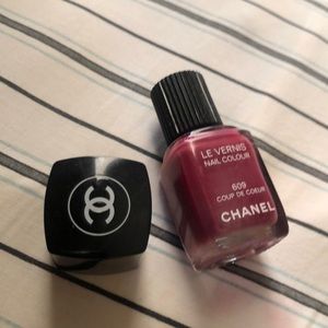 Chanel never used nail color